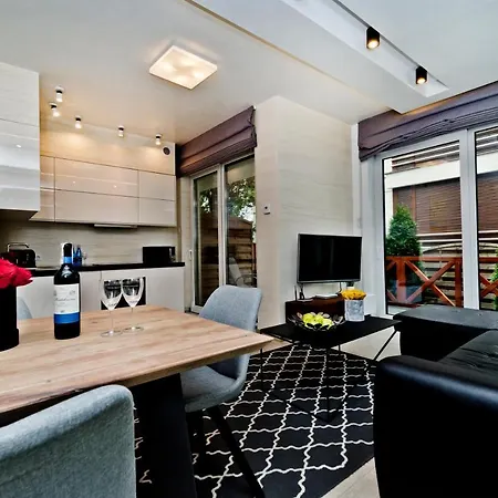 Bursztynowa Zatoka Blueapart Апартаменты *