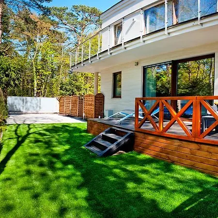 Bursztynowa Zatoka Blueapart Апартаменты *