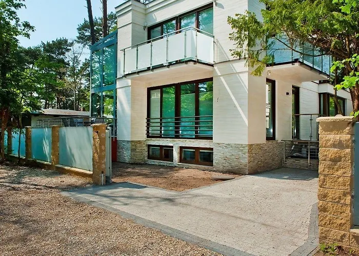 Bursztynowa Zatoka Blueapart 拉塔