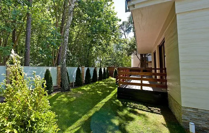 Bursztynowa Zatoka Blueapart 拉塔